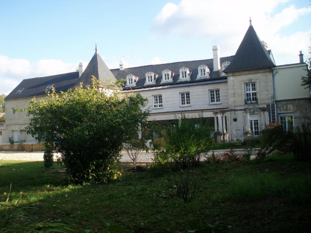 Top' Appart Hôtel Pont-Sainte-Maxence Buitenkant foto