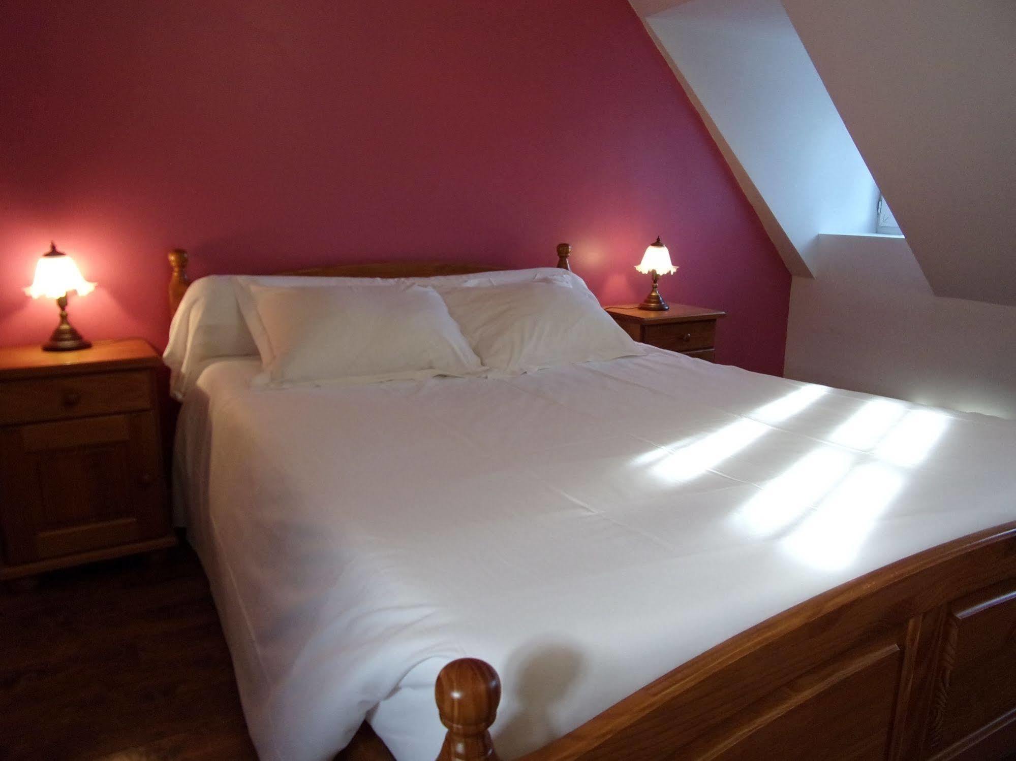 Top' Appart Hôtel Pont-Sainte-Maxence Buitenkant foto