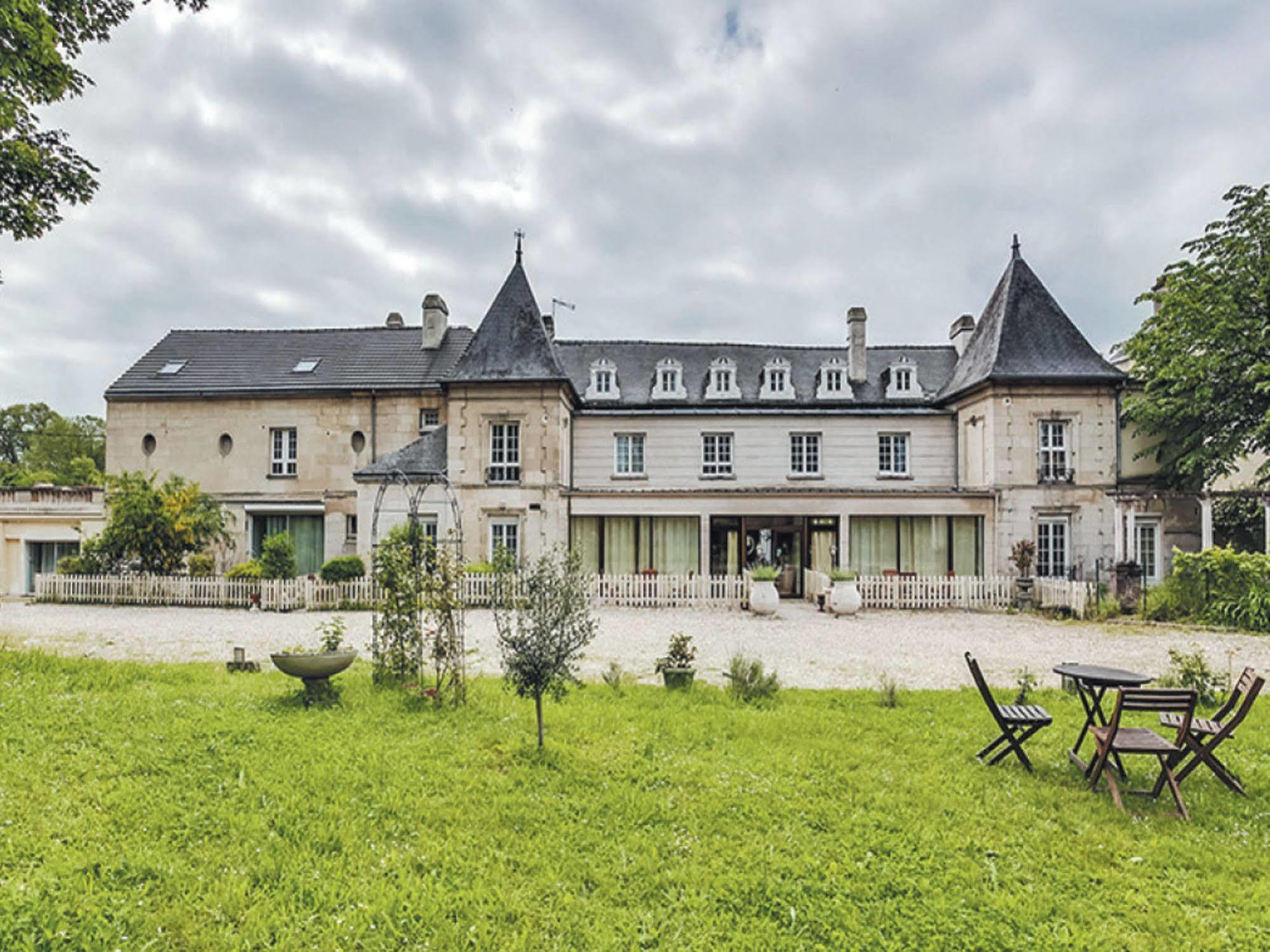 Top' Appart Hôtel Pont-Sainte-Maxence Buitenkant foto